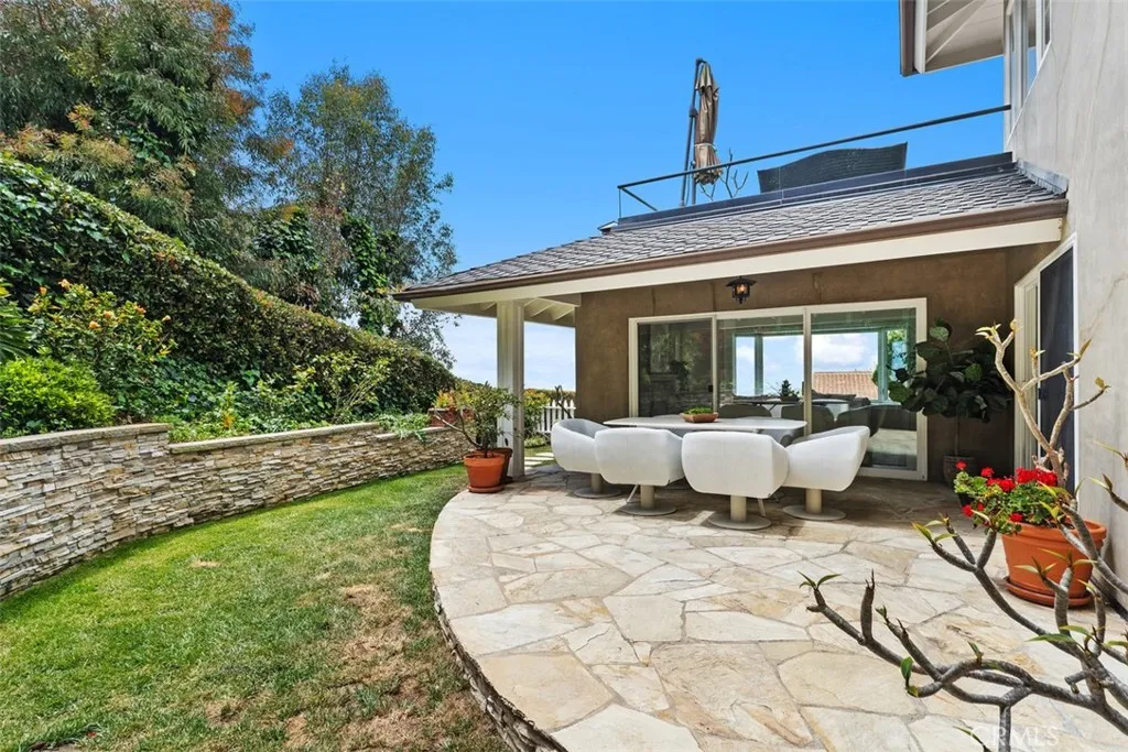 1981 San Remo, Laguna Beach, California 92651 home-pic-22