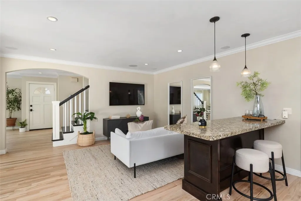 1981 San Remo, Laguna Beach, California 92651 home-pic-7