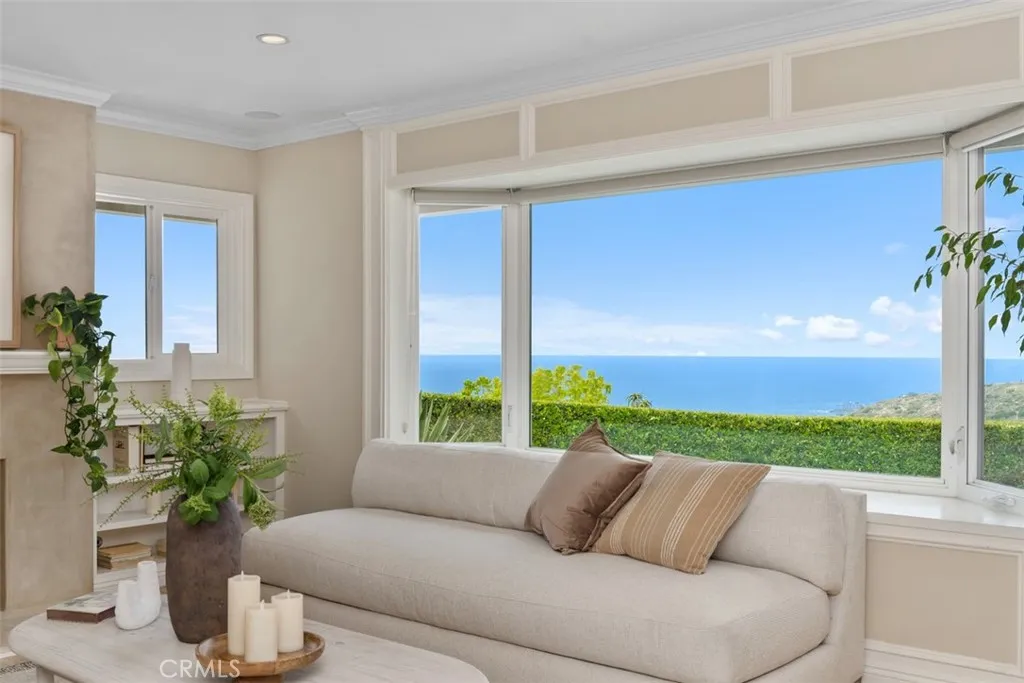 1981 San Remo, Laguna Beach, California 92651 home-pic-5