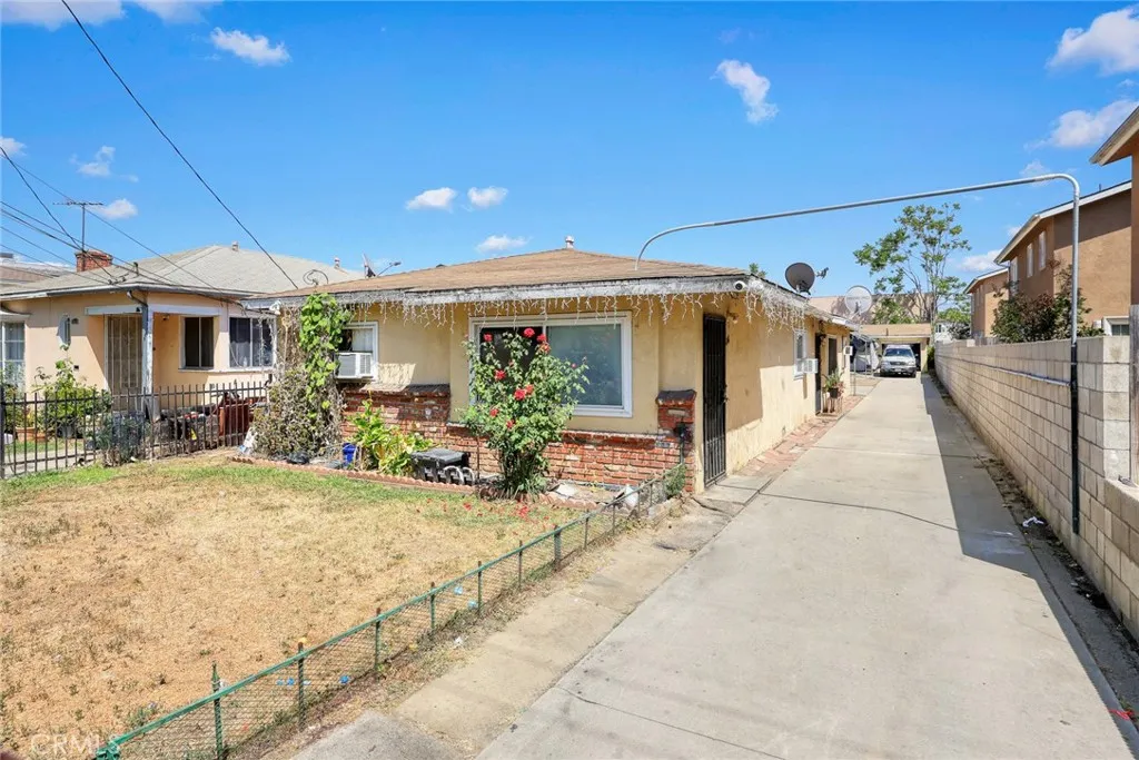 932 S Montebello Boulevard, Montebello, California 90640 home-pic-3