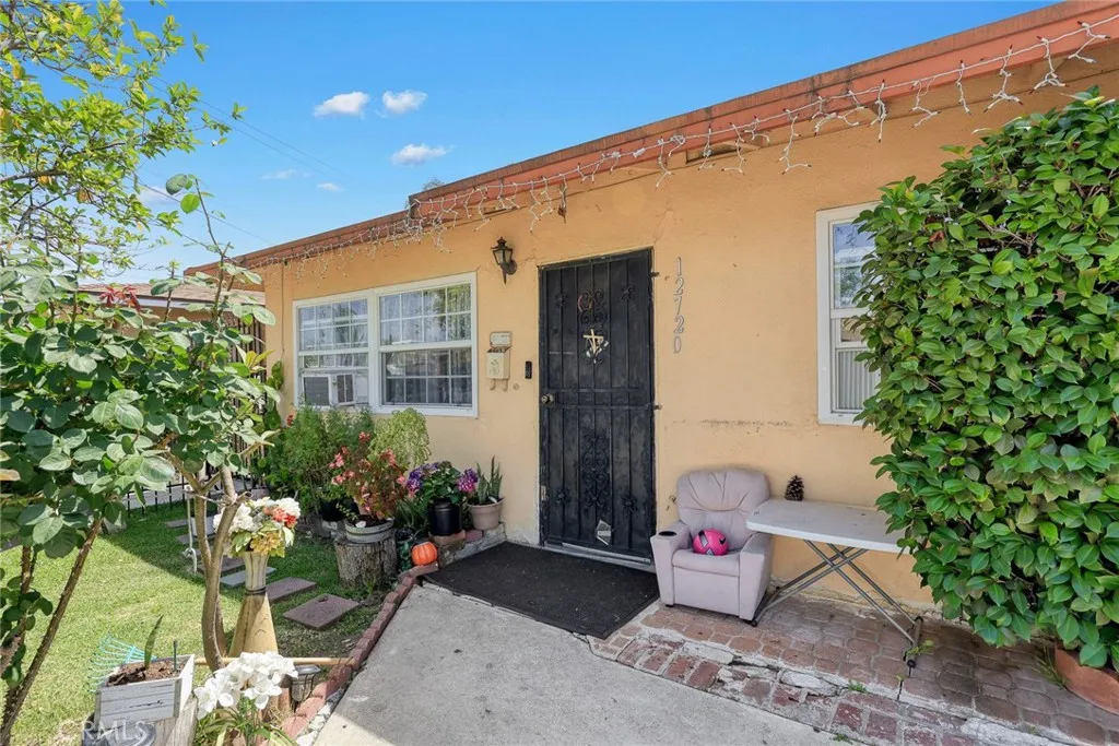 12718 Shreve Road, Whittier, California 90602 home-pic-2