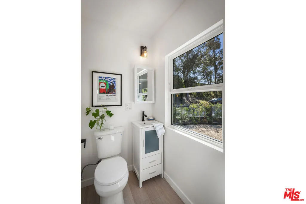 2634 Rich Street, Los Angeles, California 90039 home-pic-22