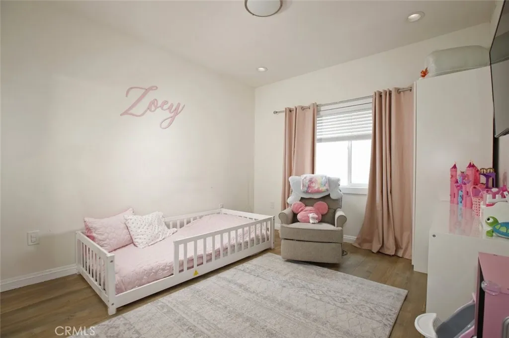 11101 Sarah Street, Toluca Lake, California 91602 home-pic-35