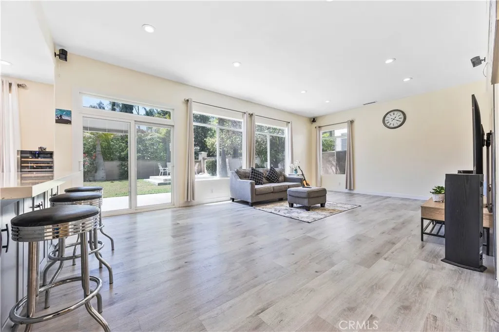 18680 Vantage Pointe Drive, Rowland Heights, California 91748 home-pic-6