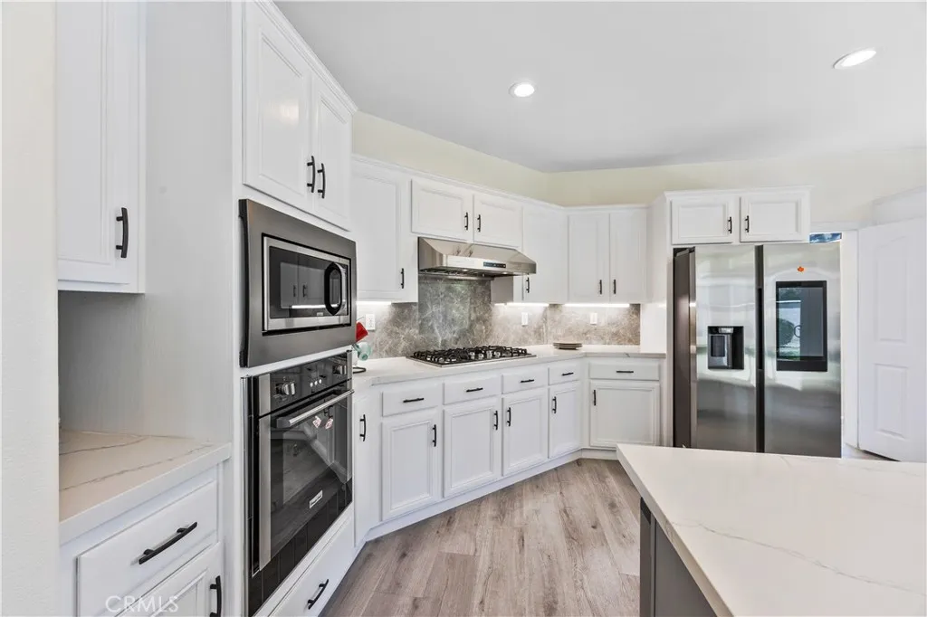 18680 Vantage Pointe Drive, Rowland Heights, California 91748 home-pic-10