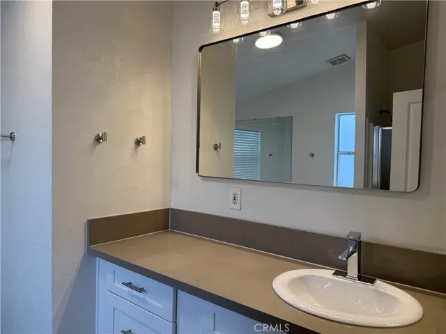 16600 Downey Avenue 75, Paramount, California 90723