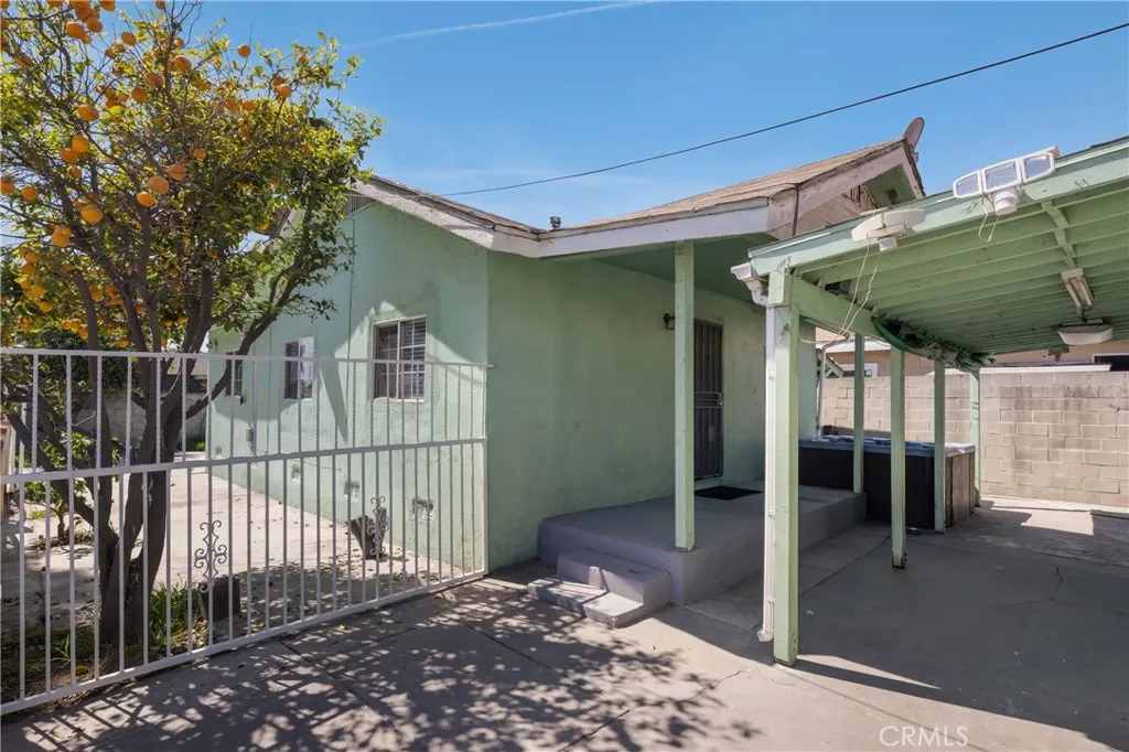 1550 E Sandison Street, Wilmington, California 90744 home-pic-14