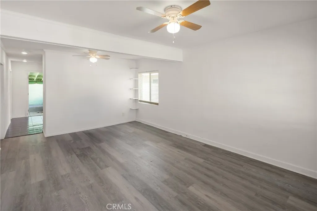 1550 E Sandison Street, Wilmington, California 90744 home-pic-4