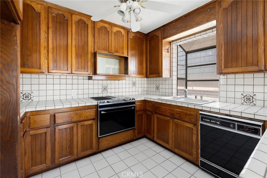 232 29th Street, Manhattan Beach, California 90266 home-pic-22