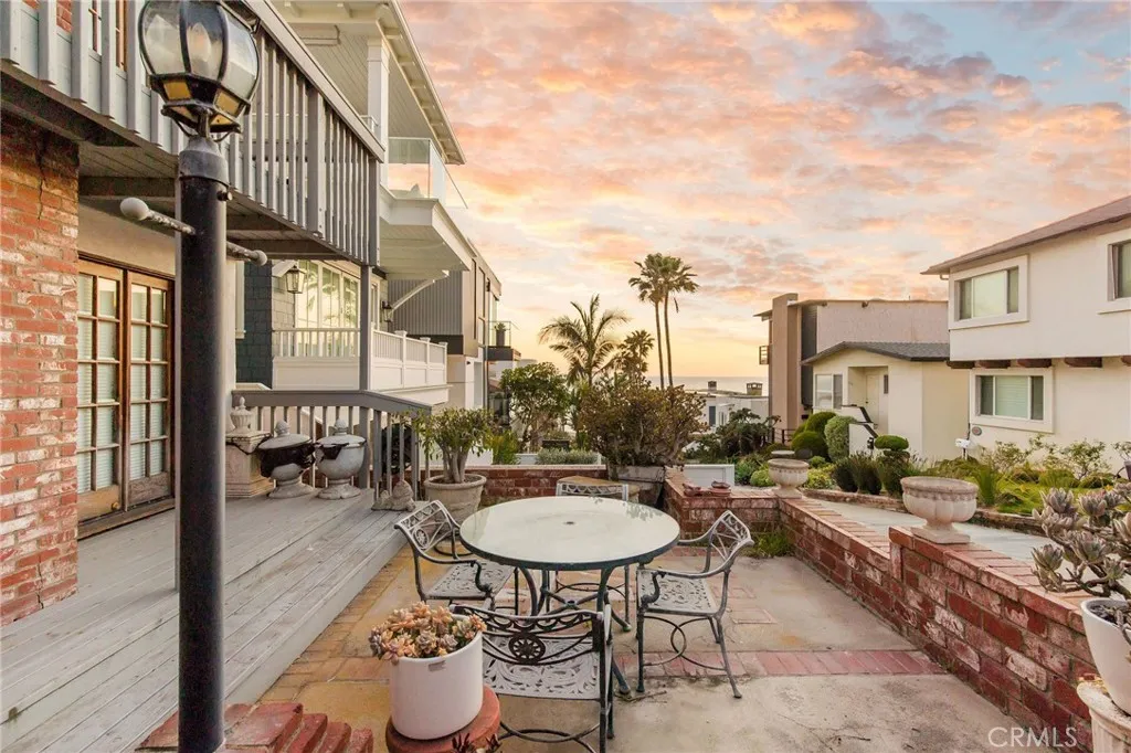 232 29th Street, Manhattan Beach, California 90266 home-pic-17