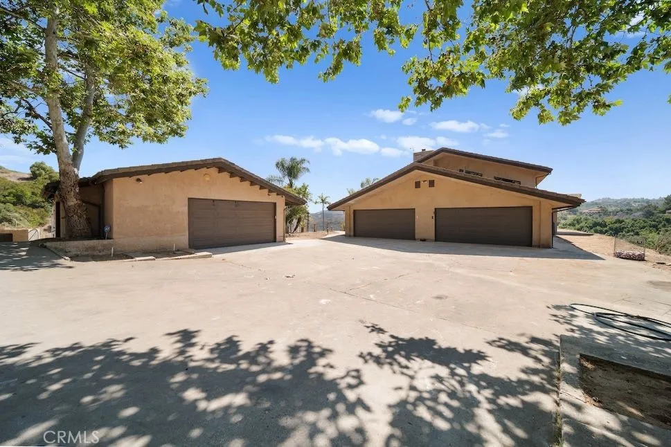 879 Stewart Canyon Road, Fallbrook, California 92028 home-pic-8