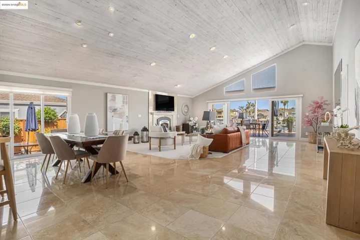 737 Willow Lake Rd, Discovery Bay, California 94505