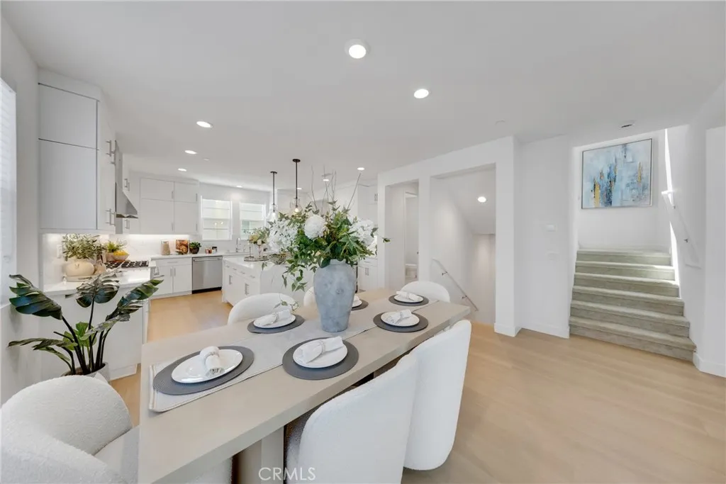 251 Tank, Irvine, California 92618 home-pic-31