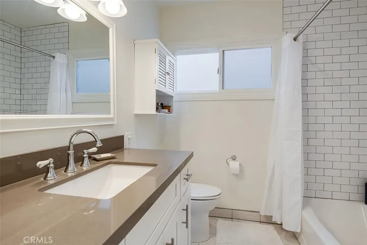 231 Longfellow Avenue, Hermosa Beach, California 90254