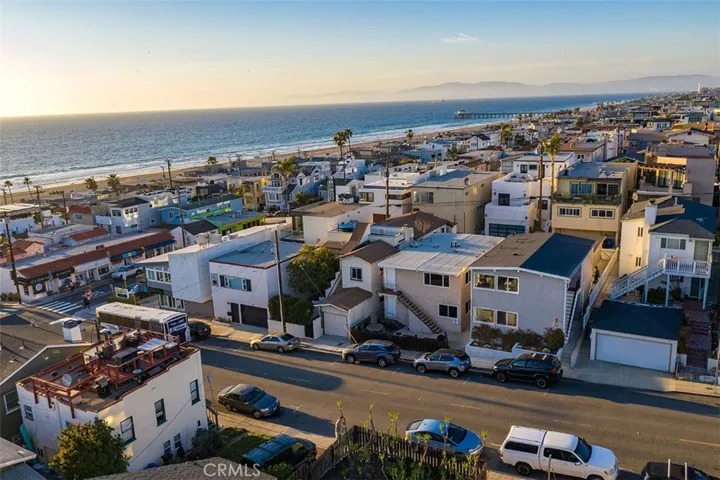 231 Longfellow Avenue, Hermosa Beach, California 90254