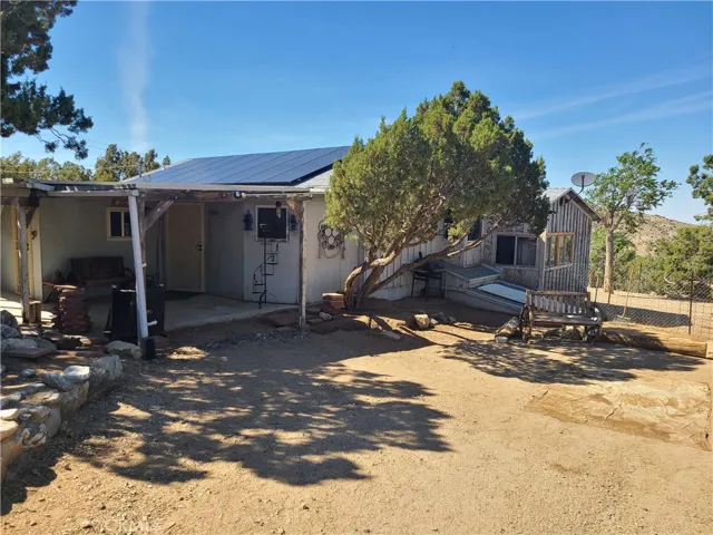 29348 123rd Street E, Pearblossom, California 93553