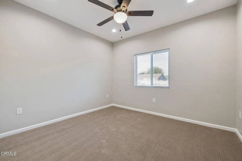 40719 E 171st Street Street E, Lake Los Angeles, California 93535 home-pic-25