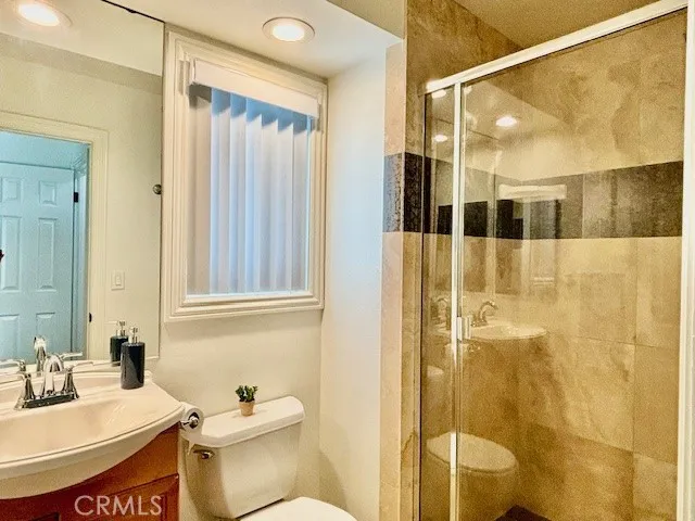902 W Balboa Boulevard B, Newport Beach, California 92661