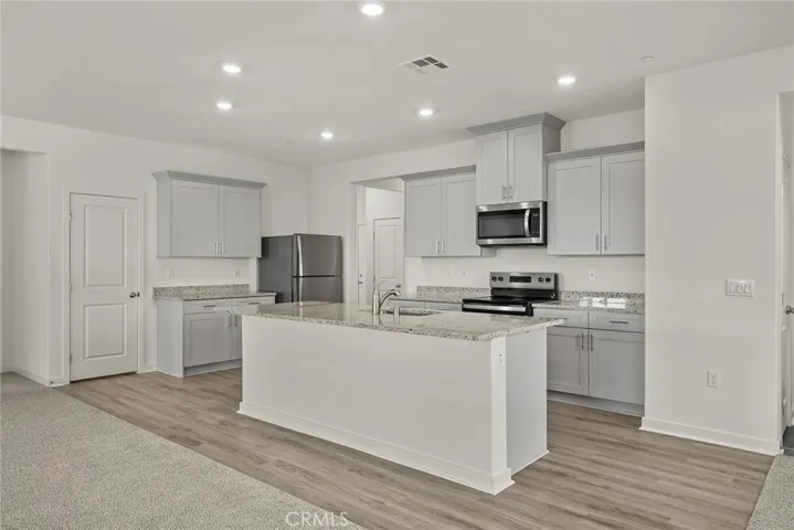 845 Longhorn Drive, San Jacinto, California 92582