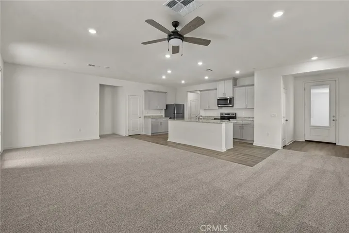817 Longhorn Drive, San Jacinto, California 92582