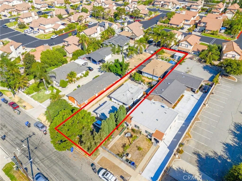 1335 W 11th Street, Pomona, California 91766 home-pic-1