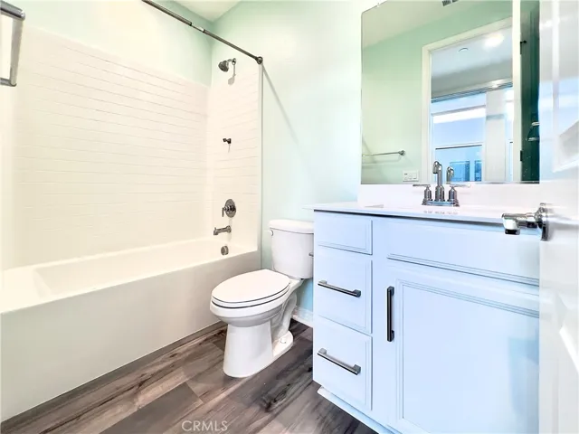 Secondary bedroom full bath
