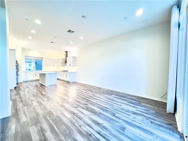 Living / Family room with automatic blinds (remote controlled)
