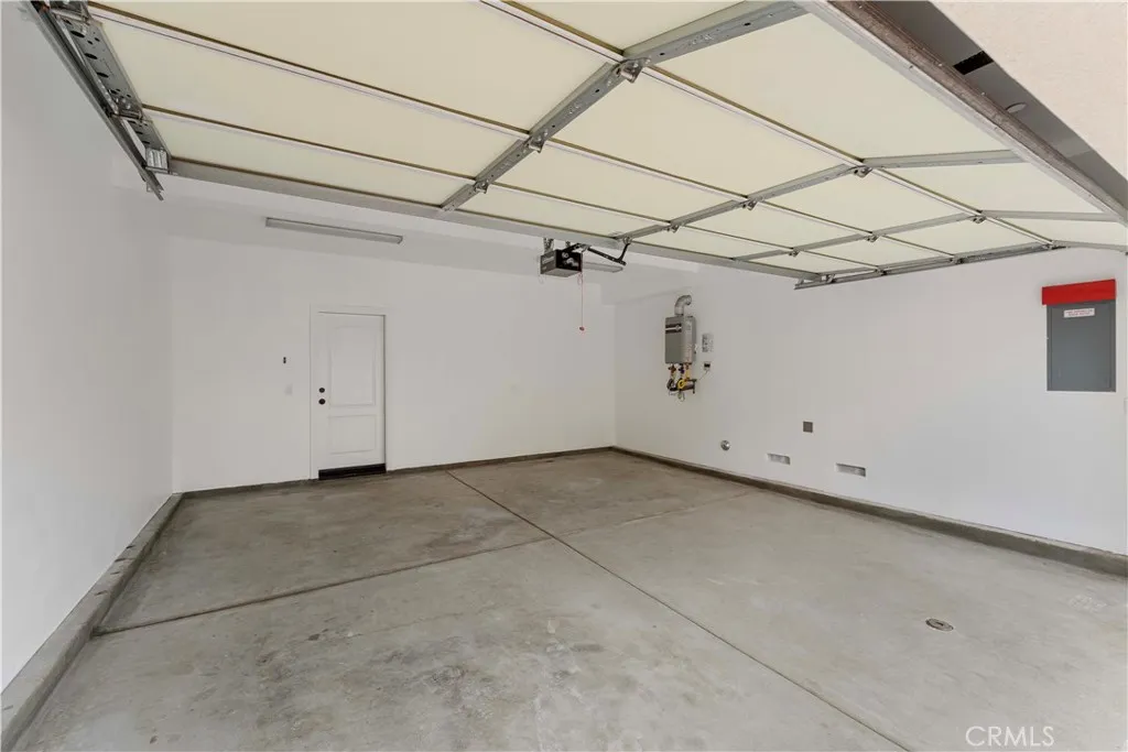 20304 Estuary Lane, Newport Beach, California 92660 home-pic-22