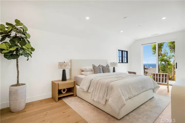 BEDROOM #2 WITH PRIVATE OCEAN VIEW DECK