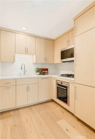 ADU KITCHEN. EVERYTHING IS NEW AND HIGH END
