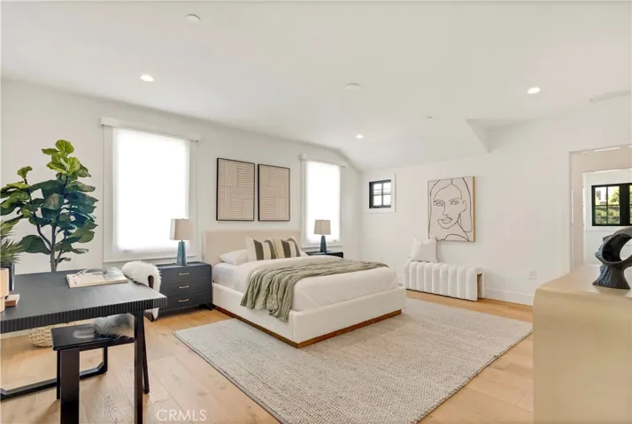 VERY LARGE BEDROOM #3, ALSO EN-SUITE.