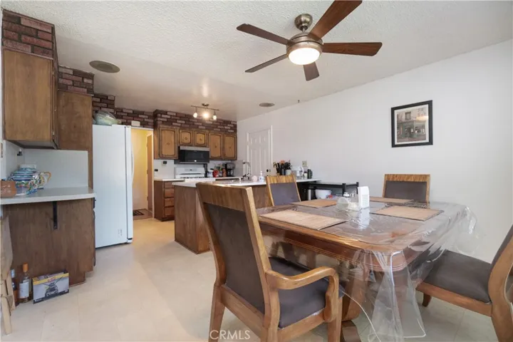 8529 Brunswick Avenue, Riverside, California 92504