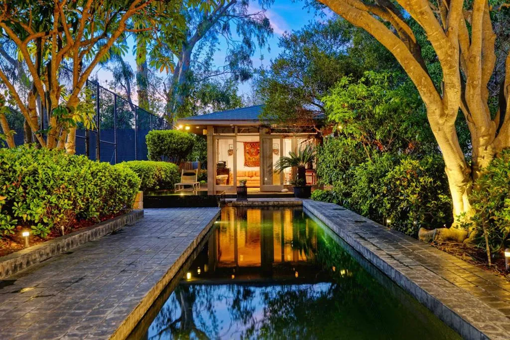 567 Gage Lane, San Diego, California 92106 home-pic-39