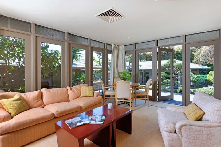 GUEST HOUSE