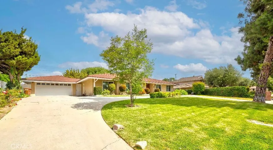 930 Rancho Circle, Fullerton, California 92835