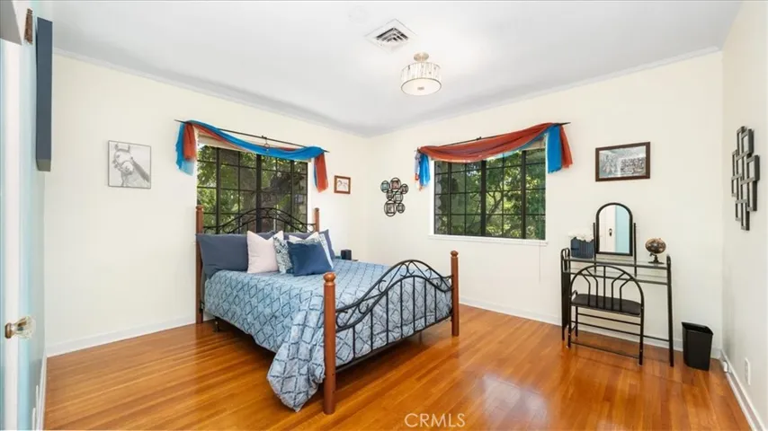 2304 Rosedale Curve, Upland, California 91784