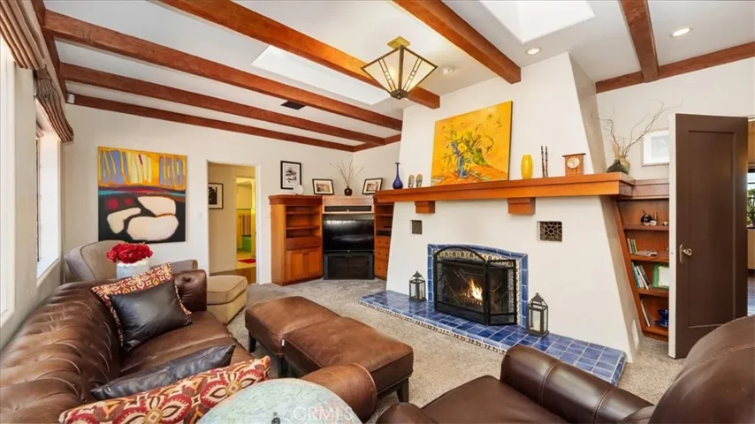 2304 Rosedale Curve, Upland, California 91784