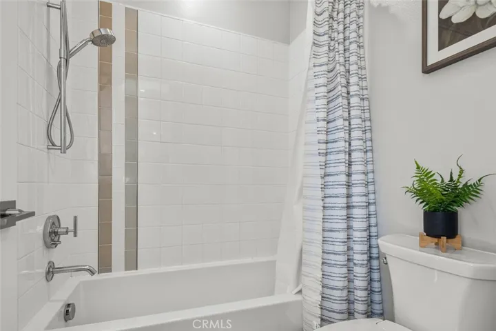 107 Tritone, Irvine, California 92602
