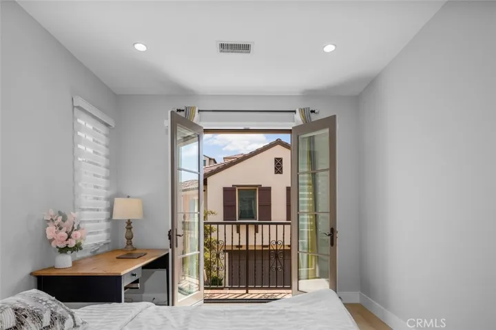107 Tritone, Irvine, California 92602