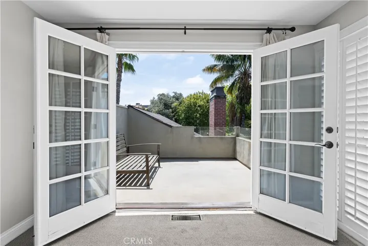 263 Ginevra, Long Beach, California 90803