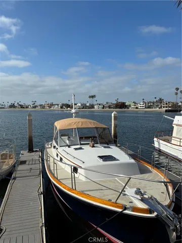 263 Ginevra, Long Beach, California 90803