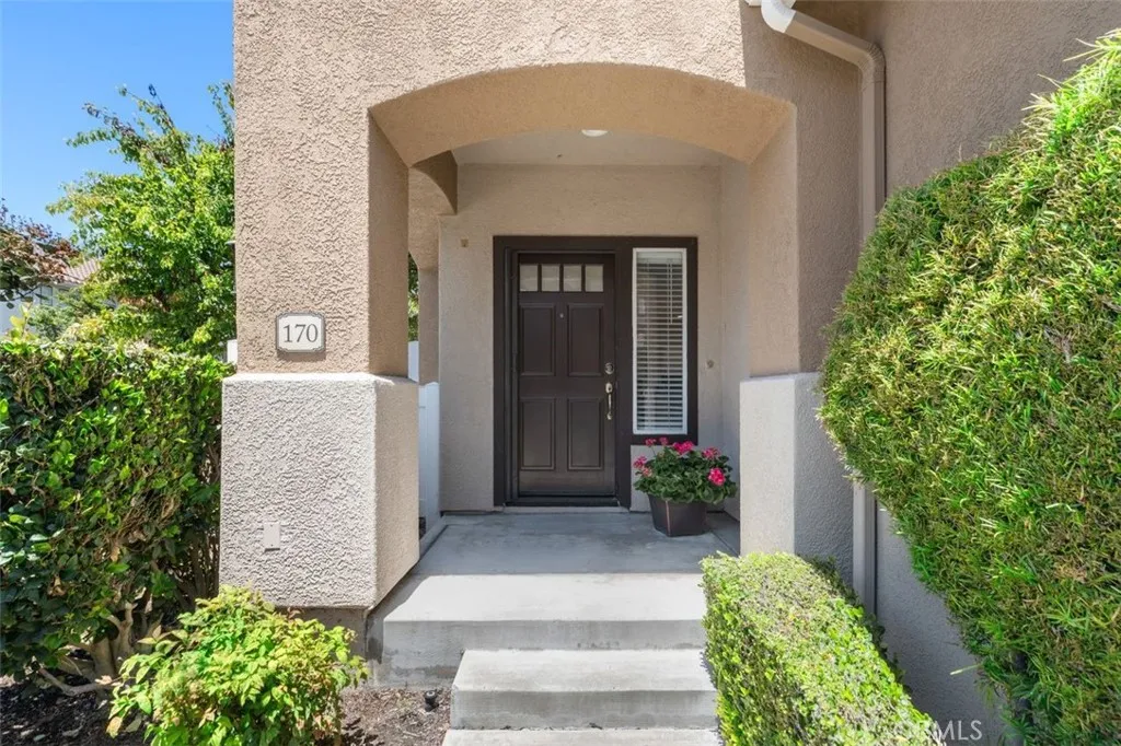 170 Valley View Terrace, Mission Viejo, California 92692 home-pic-1