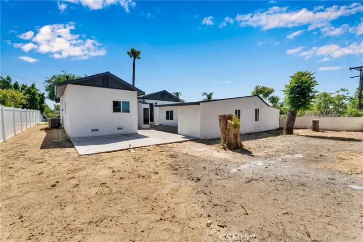 8332 Cherimoya Avenue, Fontana, California 92335