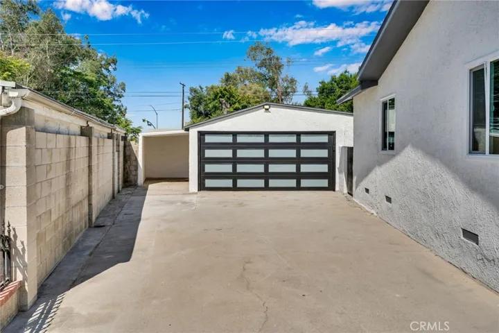 8332 Cherimoya Avenue, Fontana, California 92335