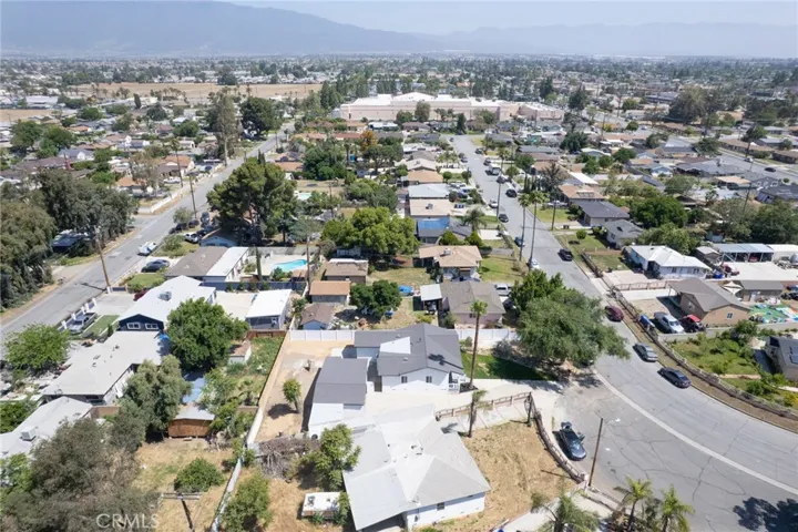 8332 Cherimoya Avenue, Fontana, California 92335