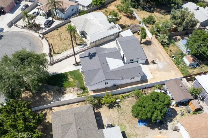 8332 Cherimoya Avenue, Fontana, California 92335