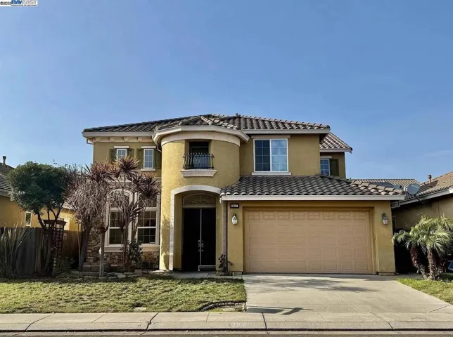 3017 Roslyn Drive, Modesto, California 95355