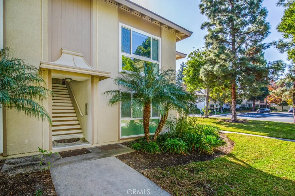 378 Avenida Castilla O, Laguna Woods, California 92637 home-pic-1