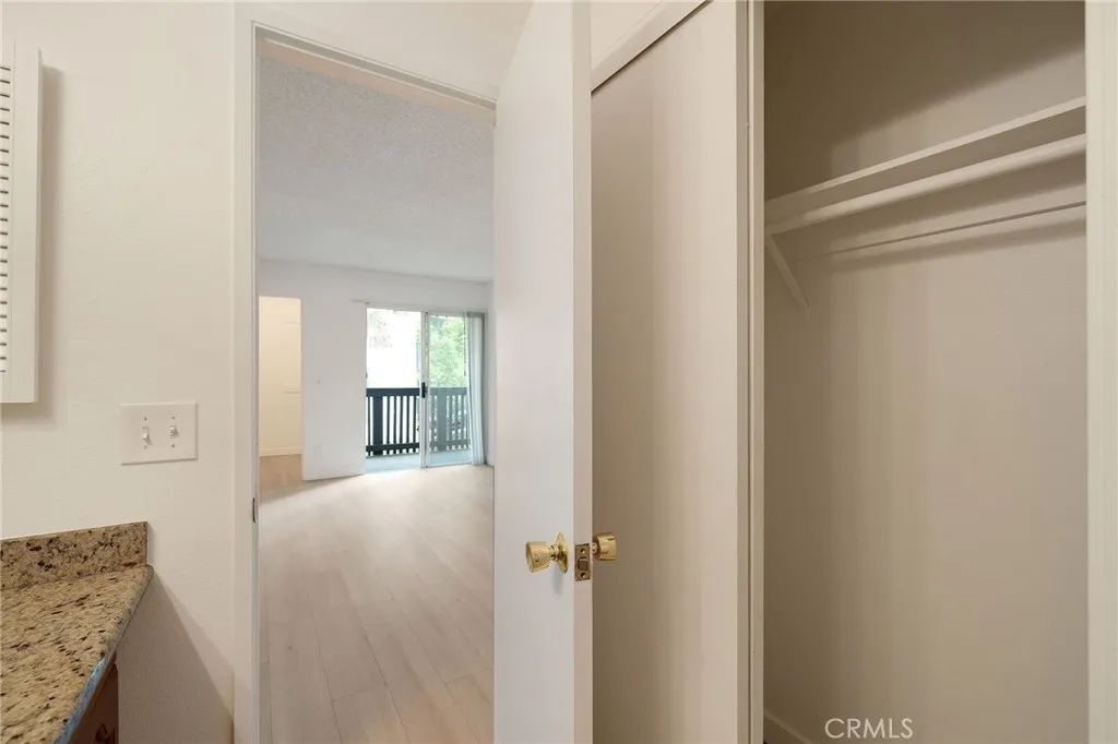 3602 W Estates Lane 306, Rolling Hills Estates, California 90274 home-pic-23