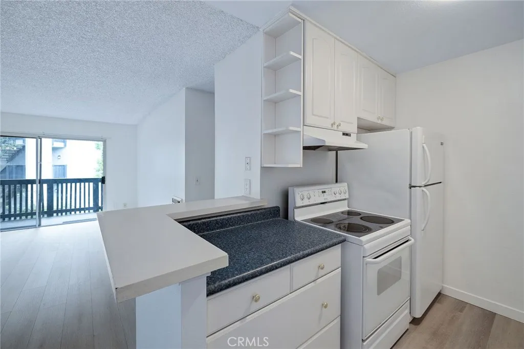 3602 W Estates Lane 306, Rolling Hills Estates, California 90274 home-pic-13